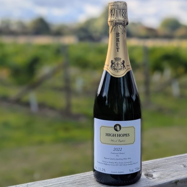 High Hopes: English Sparkling White
